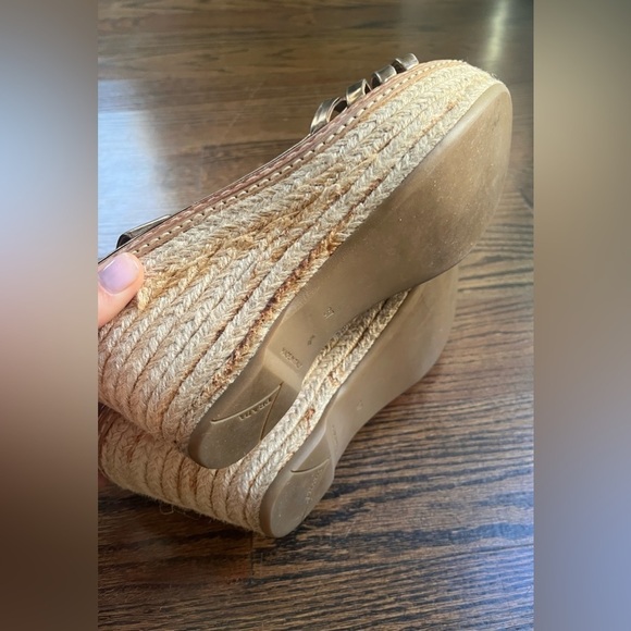 PRADA Patent Leather Espadrille Wedge Sandals Sz. 37 Gold/Brown Bow Accent - Picture 5 of 9